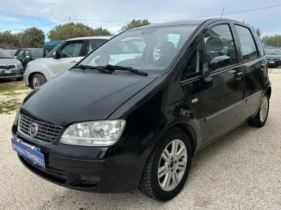 Usata Fiat Idea 90 CV (66 kW) 2008 Nero Monovolume
