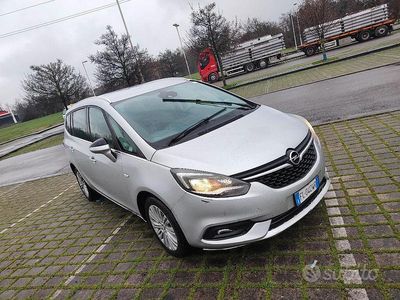 Usata Opel Zafira 150 CV (110 kW) 2017 Grigio Monovolume