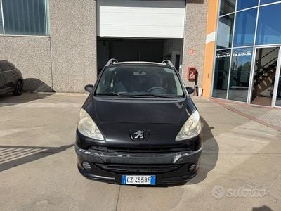 Usata Peugeot 1007 73 CV (53 kW) 2006 Nero Monovolume