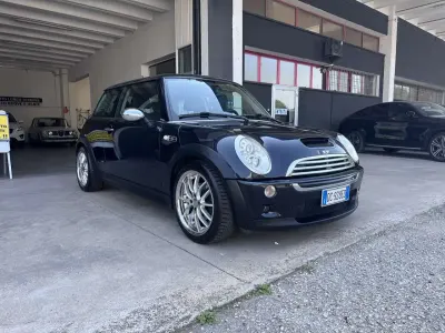 Usata Mini Cooper S 170 CV (125 kW) 2006 Nero Utilitaria