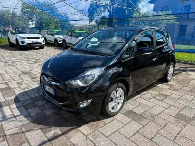Begagnad Hyundai ix20 Comfort 90 HK (66 kW) 2014 Svart Halvkombi