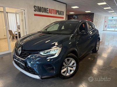 Usata Renault Captur Techno 101 CV (74 kW) 2023 Grigio SUV