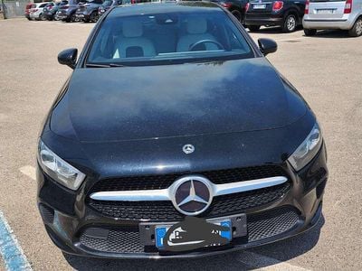 Nero Usata 2020 Mercedes A180 Business Berlina | 22.000 € (Molto cara)