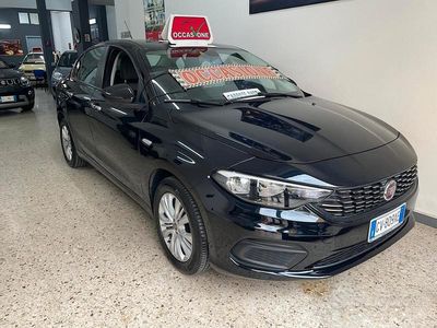 Usata Fiat Tipo Lounge 120 CV (88 kW) 2019 Blu Berlina