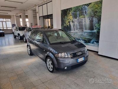 Usata Audi A2 75 CV (55 kW) 2001 Grigio Utilitaria