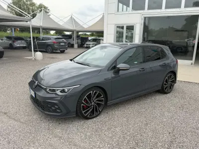 Usata VW Golf VIII GTD 200 CV (147 kW) 2021 Grigio Berlina
