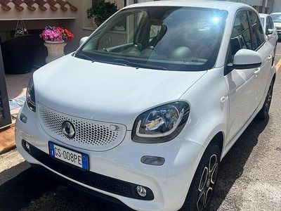 Usata Smart ForFour 71 CV (52 kW) 2020 Bianco Utilitaria
