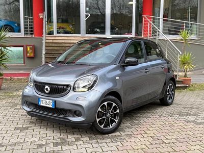 Usata Smart ForFour Passion 75 CV (55 kW) 2016 Grigio Utilitaria