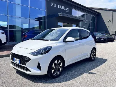 Usata Hyundai i10 83 CV (61 kW) 2024 Bianco Utilitaria