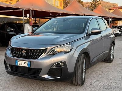 Usata Peugeot 3008 Business-Line 131 CV (96 kW) 2019 Grigio SUV