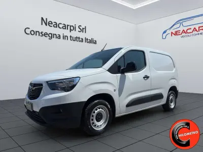 Usata Fiat Doblò 102 CV (75 kW) 2023 Bianco Monovolume