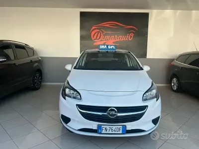 Usata Opel Corsa 90 CV (66 kW) 2018 Bianco Utilitaria