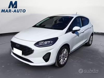 Second-hand Ford Fiesta Titanium 75 CP (55 kW) 2022 Alb Hatchback