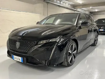 Usata Peugeot 308 GT 131 CV (96 kW) 2023 Nero Berlina