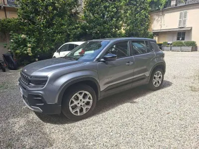 Usata Jeep Avenger Altitude 110 CV (80 kW) 2024 Grigio SUV