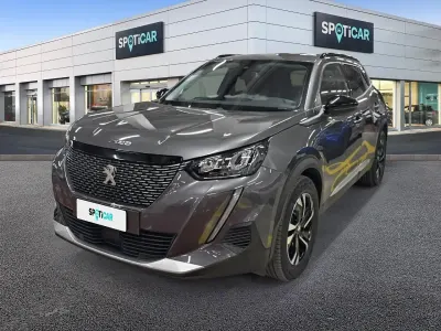 Usata Peugeot 2008 Allure 131 CV (96 kW) 2022 Grigio SUV