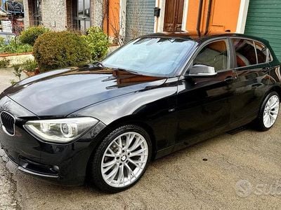 Usata BMW 118 Sport Line 143 CV (105 kW) 2012 Nero Utilitaria