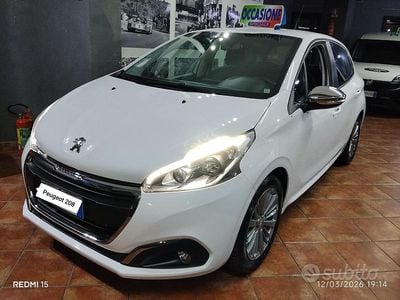 Usata Peugeot 208 Allure 85 CV (62 kW) 2018 Bianco Utilitaria