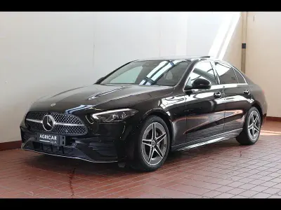 Usata Mercedes 220 Advanced 200 CV (147 kW) 2025 Nero Berlina