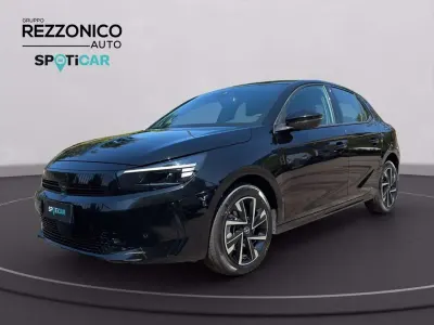 Usata Opel Corsa 110 CV (80 kW) 2025 Nero metallizzato Utilitaria