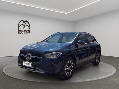 Usata Mercedes GLA250 AMG 160 CV (117 kW) 2022 Blue denim SUV
