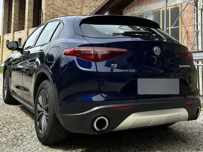 Usata Alfa Romeo Stelvio Super 210 CV (154 kW) 2019 Bluazzurro SUV