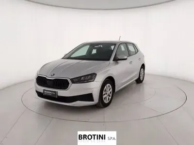 Usata Skoda Fabia Ambition 95 CV (69 kW) 2022 Grigio Utilitaria
