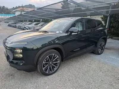 Nuova Sportequipe S6 GT 178 CV (130 kW) 2026 Verde SUV