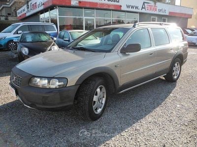 Usata Volvo XC70 163 CV (119 kW) 2002 Grigio Station wagon