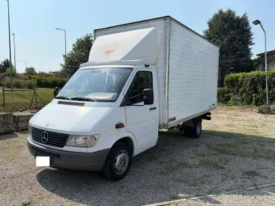 Usata Mercedes Sprinter 122 CV (89 kW) 1999 Bianco Furgone