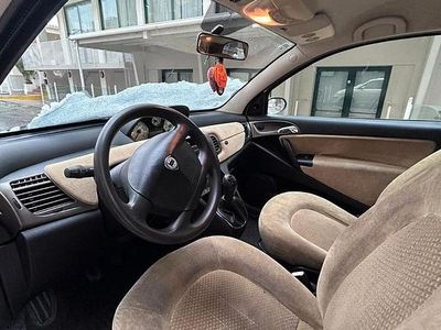 Usata Lancia Ypsilon 2005 Utilitaria