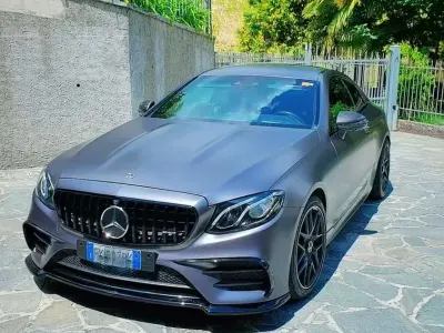 Usata Mercedes E220 Premium 194 CV (142 kW) 2017 Grigio Coupé