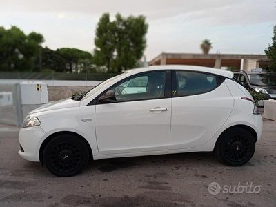 Bianco Usata 2014 Lancia Ypsilon Utilitaria | 7000 € (Buon prezzo)