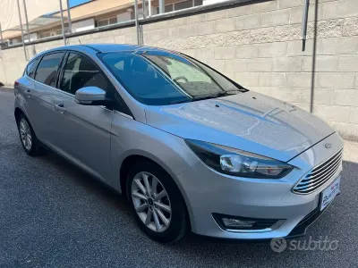 Usata Ford Focus Titanium 120 CV (88 kW) 2016 Bianco Berlina