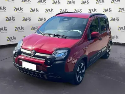 Usata Fiat Panda S 70 CV (51 kW) 2025 Rosso Utilitaria