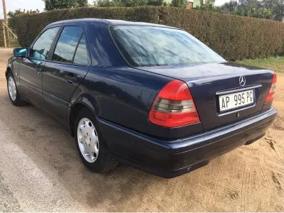 Usata Mercedes C180