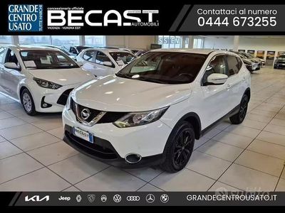 Usata Nissan Qashqai Acenta 131 CV (96 kW) 2014 Bianco perlato SUV