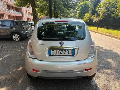Usata Lancia Ypsilon S 69 CV (50 kW) 2011 Beige Utilitaria