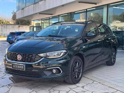 Usata Fiat Tipo Lounge 120 CV (88 kW) 2019 Verde Station wagon