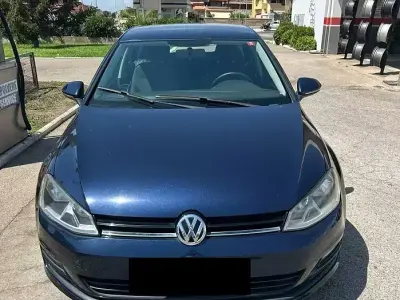 Usata VW Golf VII 122 CV (89 kW) 2013 Bluazzurro Berlina