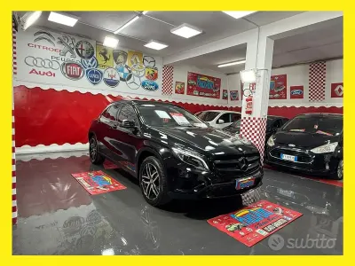 Usata Mercedes GLA200 136 CV (100 kW) 2016 Nero SUV