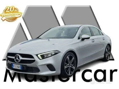 Usata Mercedes A180 116 CV (85 kW) 2020 Grigio Berlina