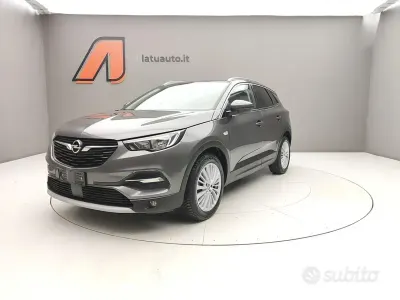 Usata Opel Grandland X Innovation 131 CV (96 kW) 2019 Moonstone grey SUV