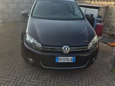 Usata VW Golf VI 122 CV (89 kW) 2009 Nero Utilitaria