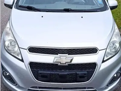 Begagnad Chevrolet Spark 68 HK (50 kW) 2012 Grå Halvkombi