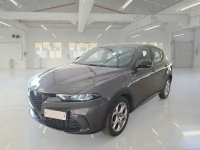 Usata Alfa Romeo Tonale Sprint 131 CV (96 kW) 2023 Grigio SUV