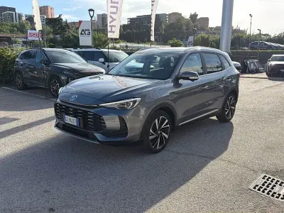 Usado MG ZS Luxury 197 CV (144 kW) 2025 Gris SUV