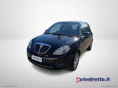 Begagnad Lancia Ypsilon 60 HK (44 kW) 2009 Svart Halvkombi