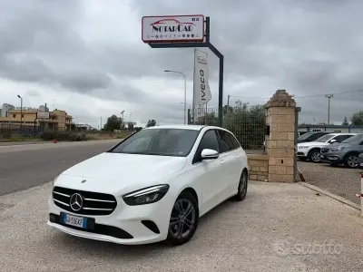 Usata Mercedes B160 95 CV (69 kW) 2020 Bianco Utilitaria