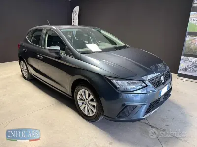 Usata Seat Ibiza Style 80 CV (58 kW) 2023 Grigio metallizzato Utilitaria